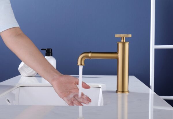 goud-laag-1 Wastafelkraan opbouw Goud laag